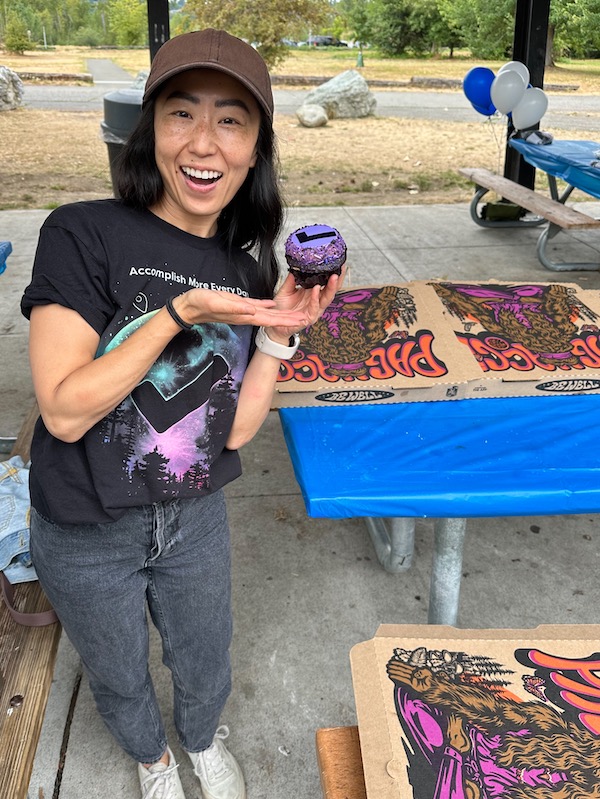 A photo of Kaley with an OmniFocus 4 Tshirt